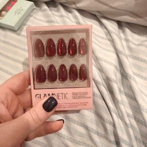 Glamnetic Press-On Nails in ruby slipper new - unopened